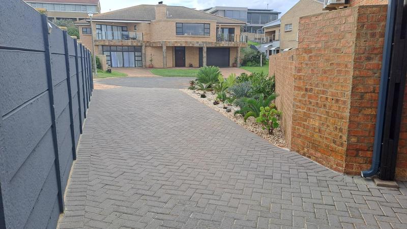 4 Bedroom Property for Sale in Jongensfontein Western Cape